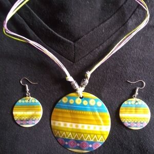 Brand new women's fancy design necklace and earrin